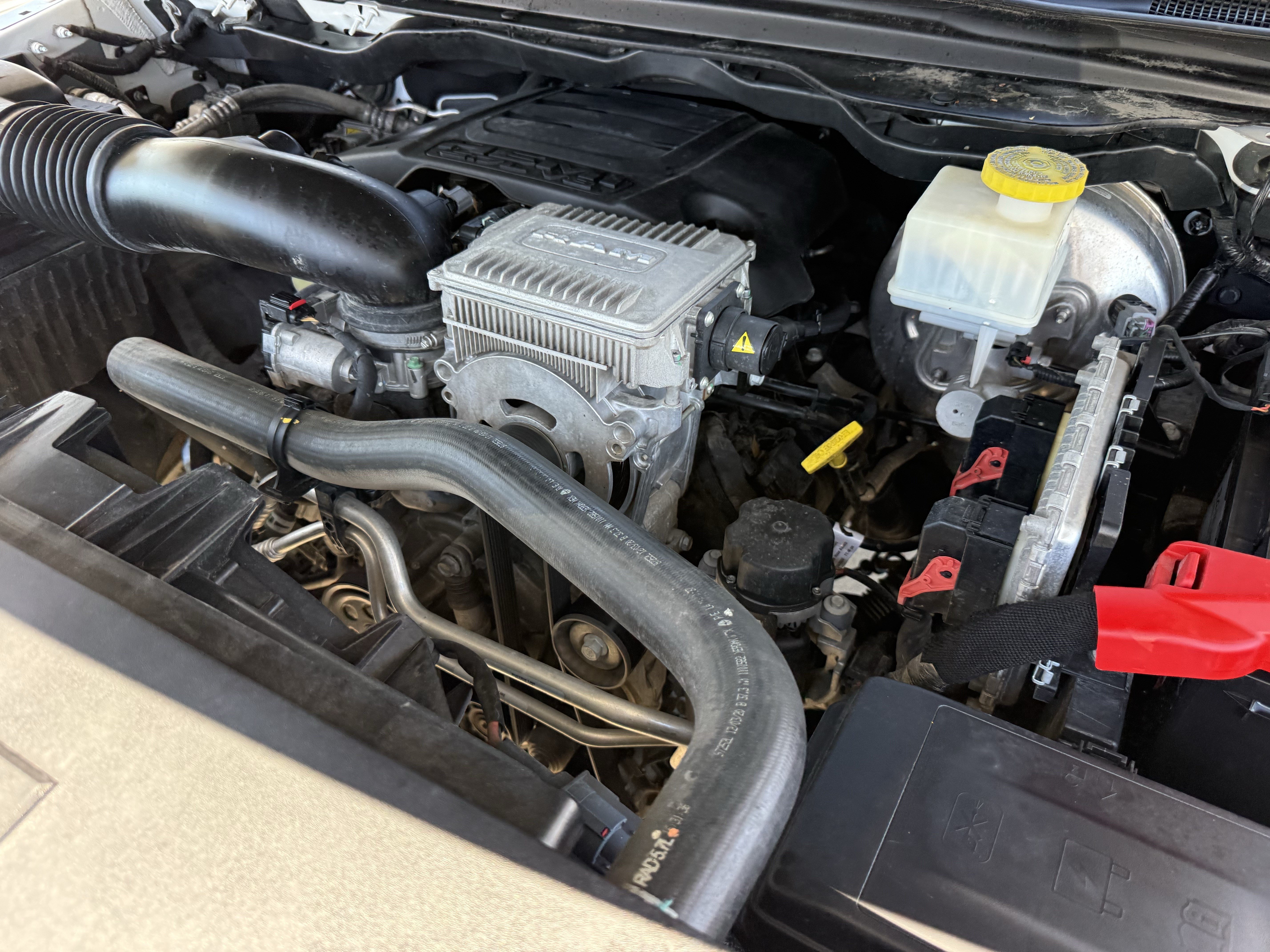 Used 2020 RAM 1500 Laramie w/ Off Road Group AWD/4WD image 33