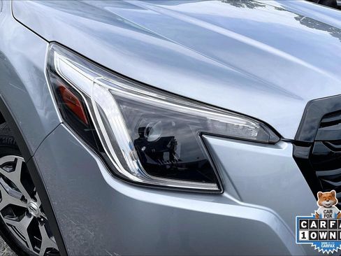 Certified 2023 Subaru Forester Premium AWD/4WD image 27