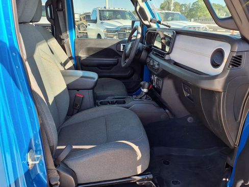 Used 2024 Jeep Wrangler Unlimited Sport AWD/4WD image 20