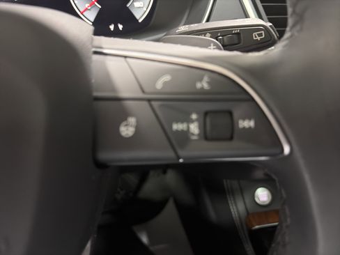 Used 2023 Audi Q5 2.0T Prestige w/ Prestige Package image 17