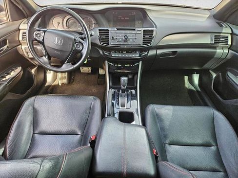 Used 2017 Honda Accord Sport Special Edition image 14