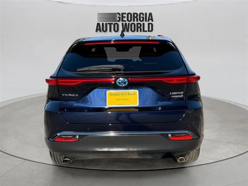 Used 2021 Toyota Venza Limited image 4