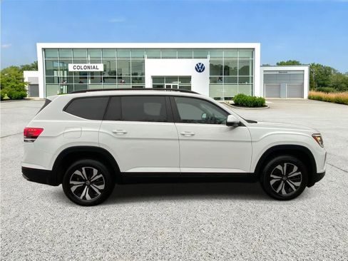 Certified 2024 Volkswagen Atlas SE AWD/4WD image 6