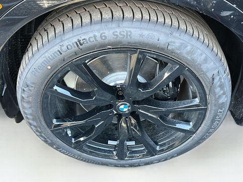 New 2027 BMW X7 xDrive40i w/ Executive Package AWD/4WD image 25