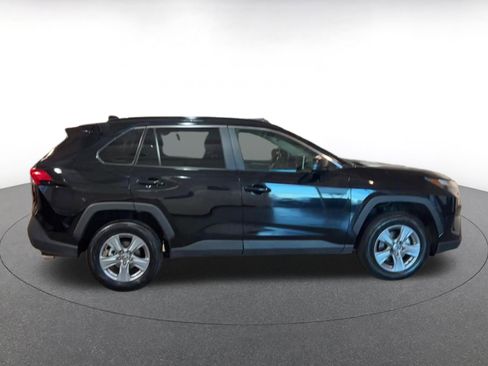 Used 2025 Toyota RAV4 LE image 16