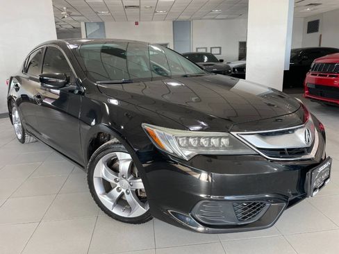 Used 2017 Acura ILX image 1
