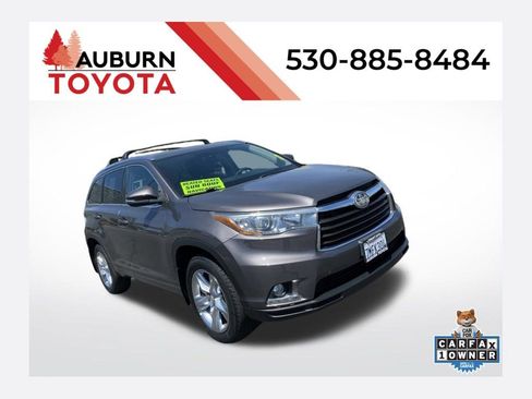 Used 2015 Toyota Highlander Limited Platinum AWD/4WD image 1