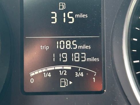 Used 2016 Volkswagen Jetta Sport FWD image 36