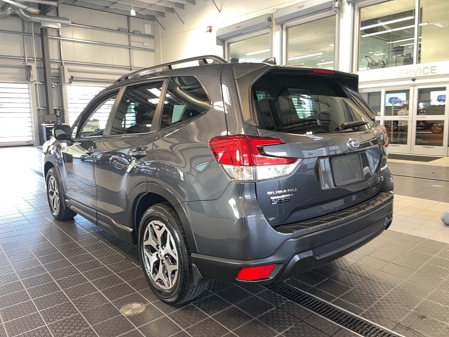 Used 2023 Subaru Forester Premium AWD/4WD image 13