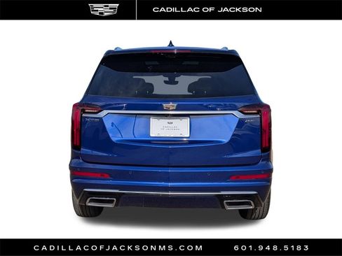 Certified 2024 Cadillac XT6 Premium Luxury w/ Technology Package image 5