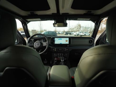 New 2026 Jeep Gladiator Mojave image 22