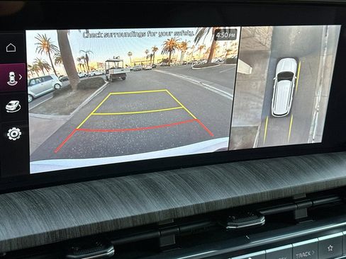 Used 2025 Kia Telluride SX image 22