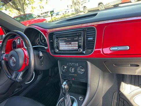 Used 2013 Volkswagen Beetle 2.5 image 30