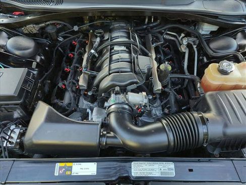 Used 2013 Dodge Challenger R/T RWD image 21