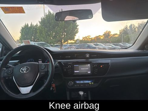 Used 2015 Toyota Corolla S image 9