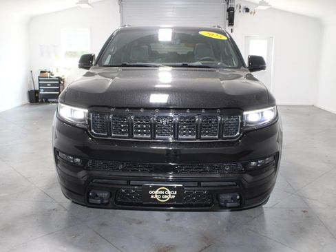 Used 2025 Jeep Grand Wagoneer Series II Obsidian w/ Quick Order Packagew 28T AWD/4WD image 57