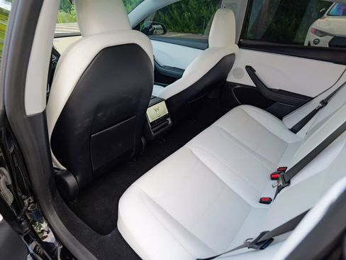 Used 2025 Tesla Model 3 RWD image 26