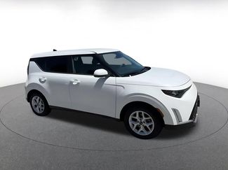 Used 2025 Kia Soul LX w/ LX Technology Package FWD video 2