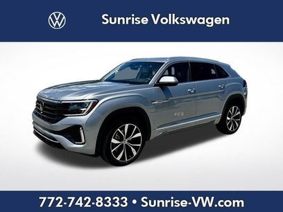 New 2025 Volkswagen Atlas Cross Sport SEL Premium R-Line