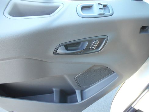 Used 2022 Ford E-Transit Medium Roof w/ Load Area Protection Package image 10