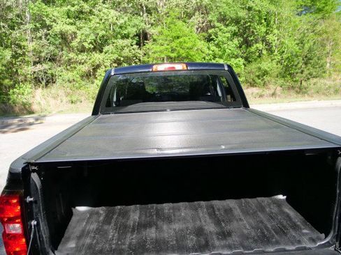 Used 2018 Chevrolet Silverado 1500 LT w/ All Star Edition image 30