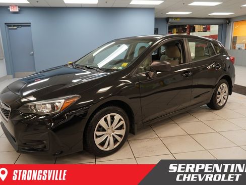 Used 2019 Subaru Impreza 2.0i image 1