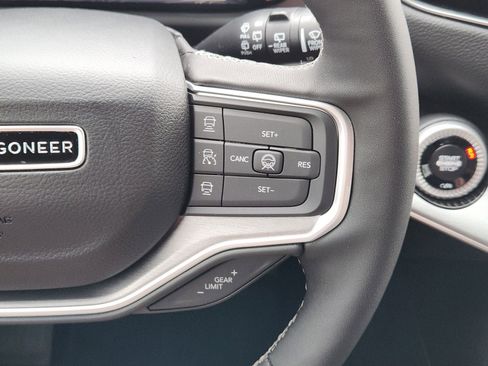 New 2026 Jeep Grand Wagoneer 4WD image 39