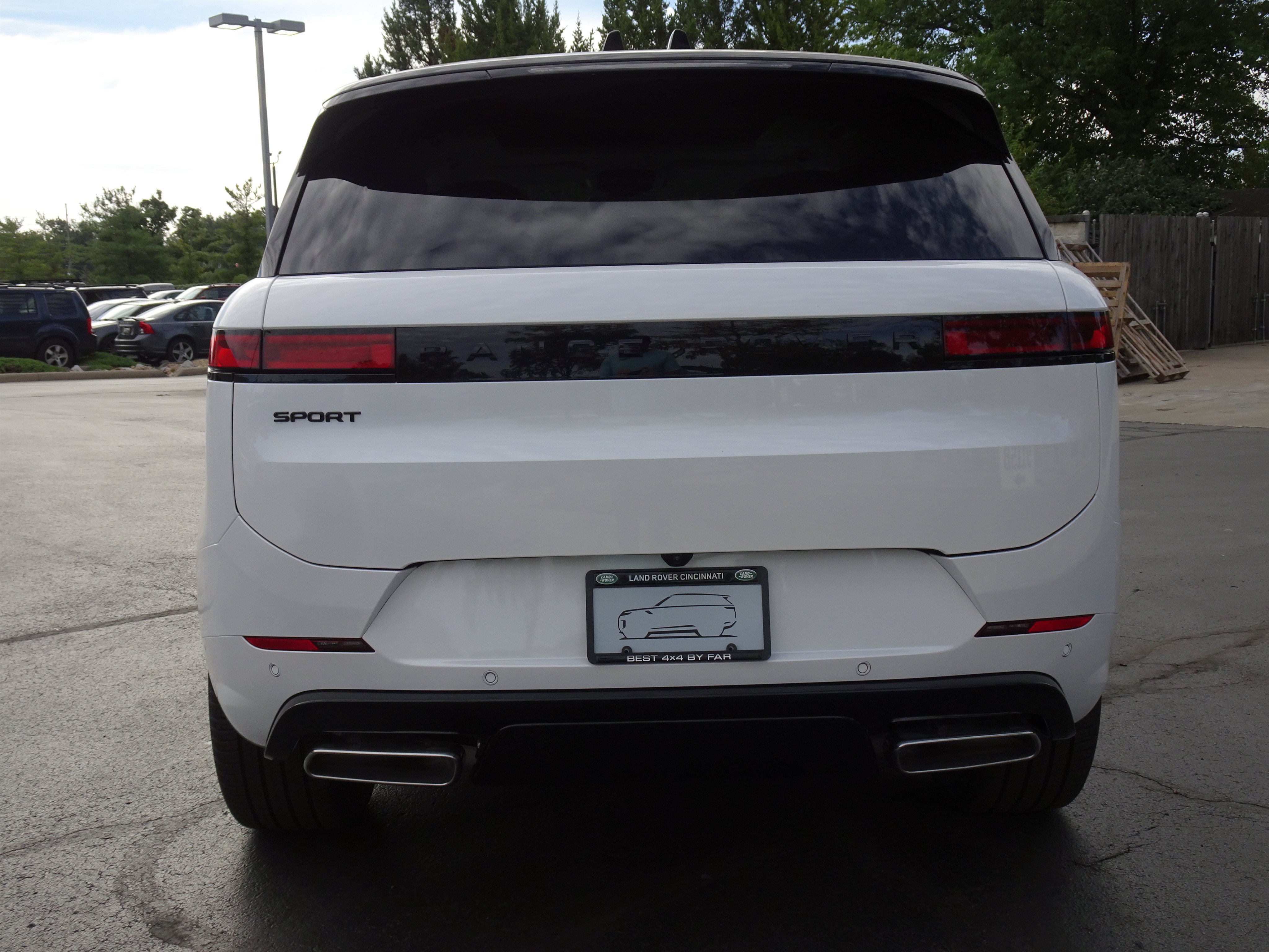 New 2027 Land Rover Range Rover Sport Battersea AWD/4WD image 9