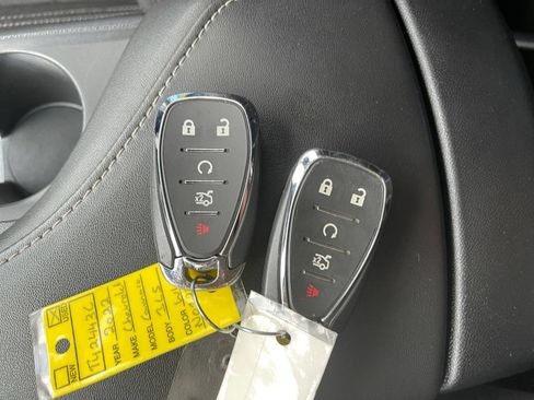 Used 2022 Chevrolet Camaro LT RWD image 28