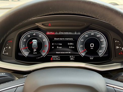 Used 2023 Audi Q8 Premium w/ Convenience Package AWD/4WD image 36