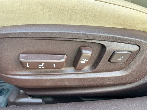 Used 2017 Lexus ES 350 w/ Premium Package FWD image 12