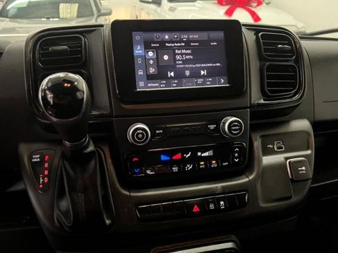 Used 2023 RAM ProMaster 2500 FWD image 13