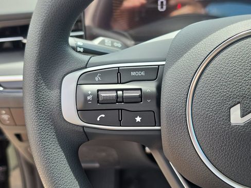 New 2026 Kia K5 LXS FWD image 29