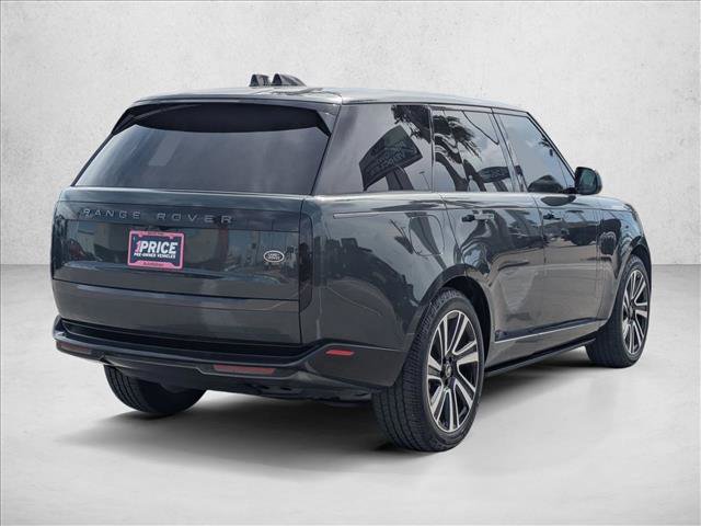 Used 2023 Land Rover Range Rover SE AWD/4WD image 5