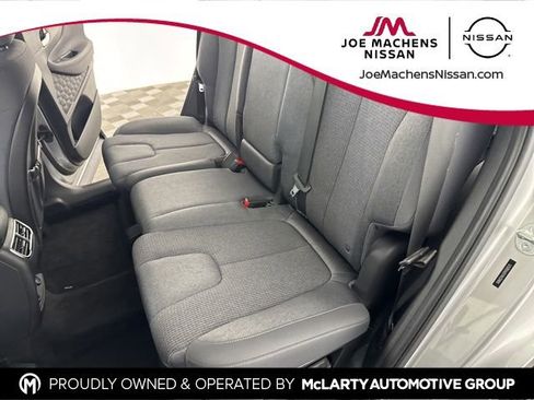 Used 2023 Hyundai Santa Fe SEL FWD image 20