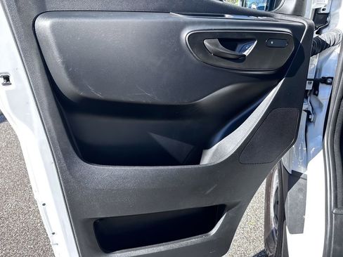 Used 2025 Mercedes-Benz Sprinter 2500 image 24