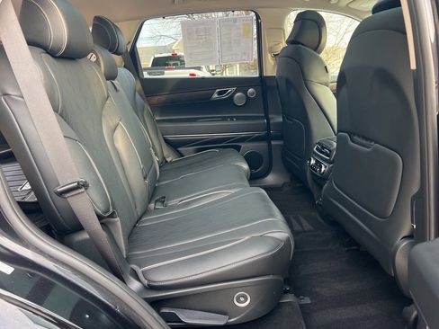 Used 2023 Genesis GV80 2.5T w/ Prestige 20" Package image 27