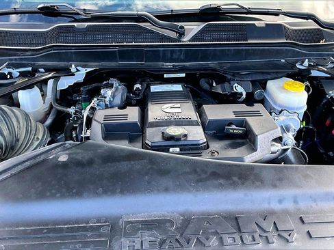 Used 2024 RAM 2500 Big Horn w/ Off Road Package image 9