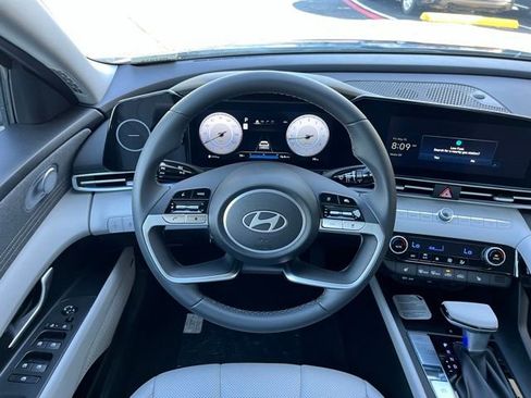 New 2026 Hyundai Elantra Limited FWD image 8