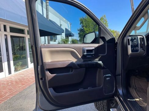 Used 2015 GMC Sierra 2500 Denali w/ Duramax Plus Package image 18