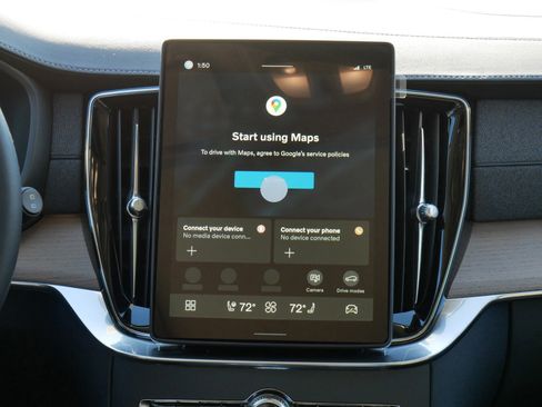 New 2026 Volvo XC90 B6 Core image 9