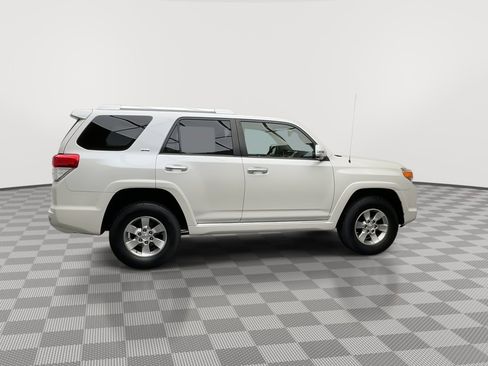 Used 2012 Toyota 4Runner SR5 w/ Premium Pkg AWD/4WD image 38