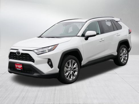 Certified 2025 Toyota RAV4 XLE Premium AWD/4WD image 3