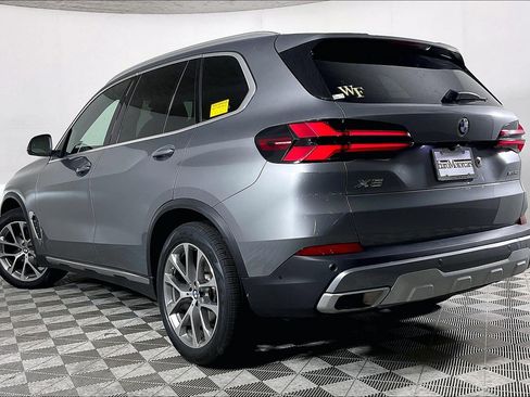 Used 2024 BMW X5 xDrive40i w/ Premium Package AWD/4WD image 5