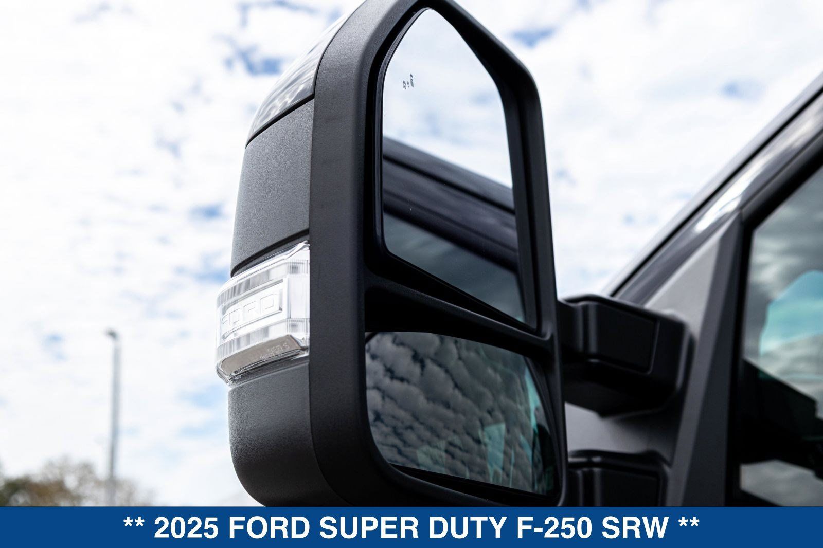 New 2025 Ford F250 Lariat w/ Lariat Ultimate Package AWD/4WD image 23