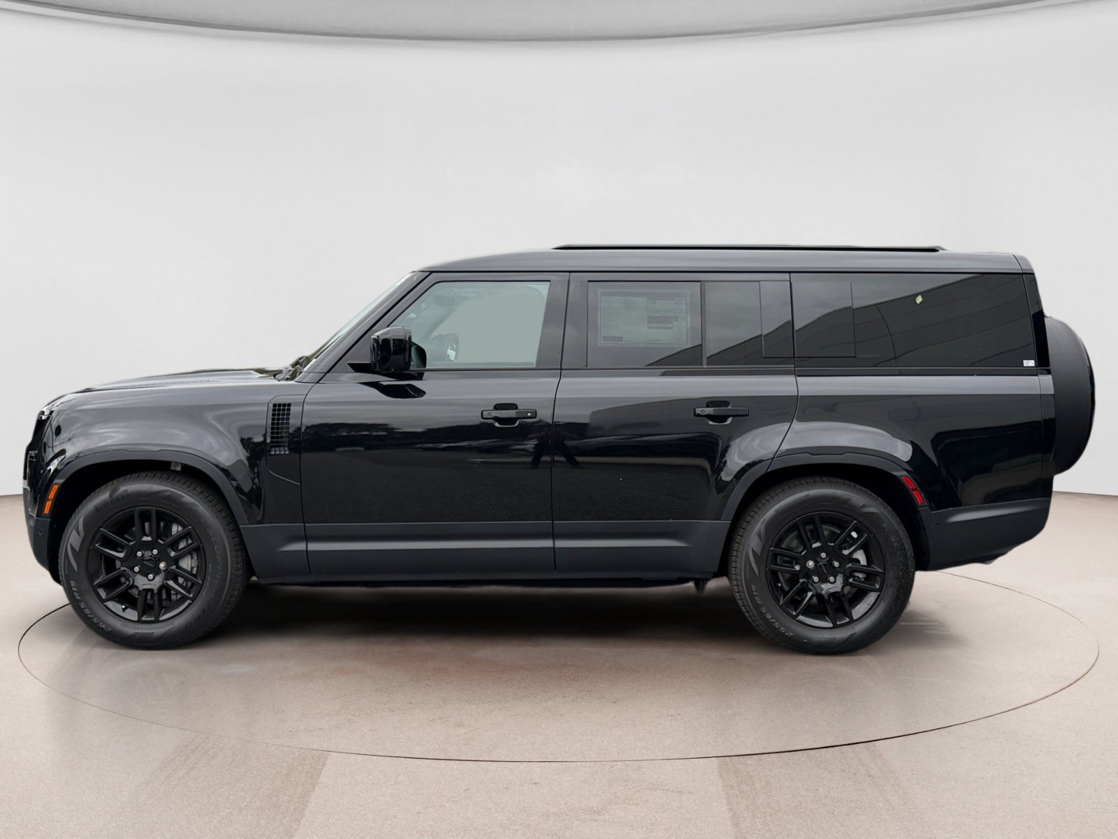New 2026 Land Rover Defender 130 S AWD/4WD image 2