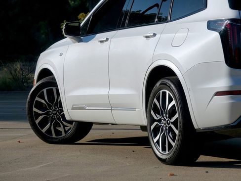 Used 2021 Cadillac XT6 Sport image 33