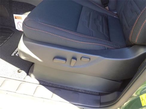 Certified 2025 Nissan Frontier PRO-4X w/ Pro Convenience Package image 6