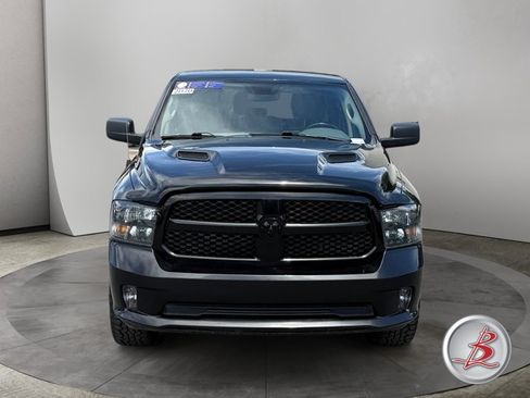 Used 2019 RAM 1500 Express w/ Wheel & Sound Group AWD/4WD image 2