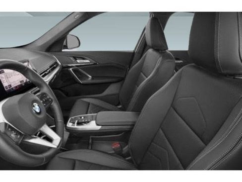 Used 2025 BMW X1 xDrive28i w/ Convenience Package AWD/4WD image 14